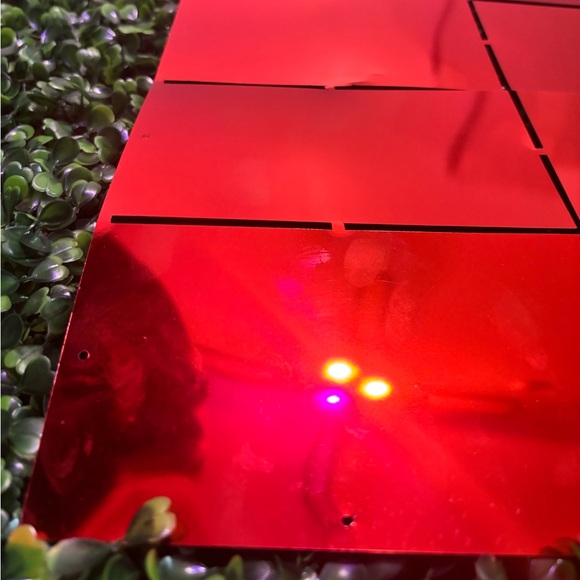 Metallic Red Backdrop - Picture 4 of 5